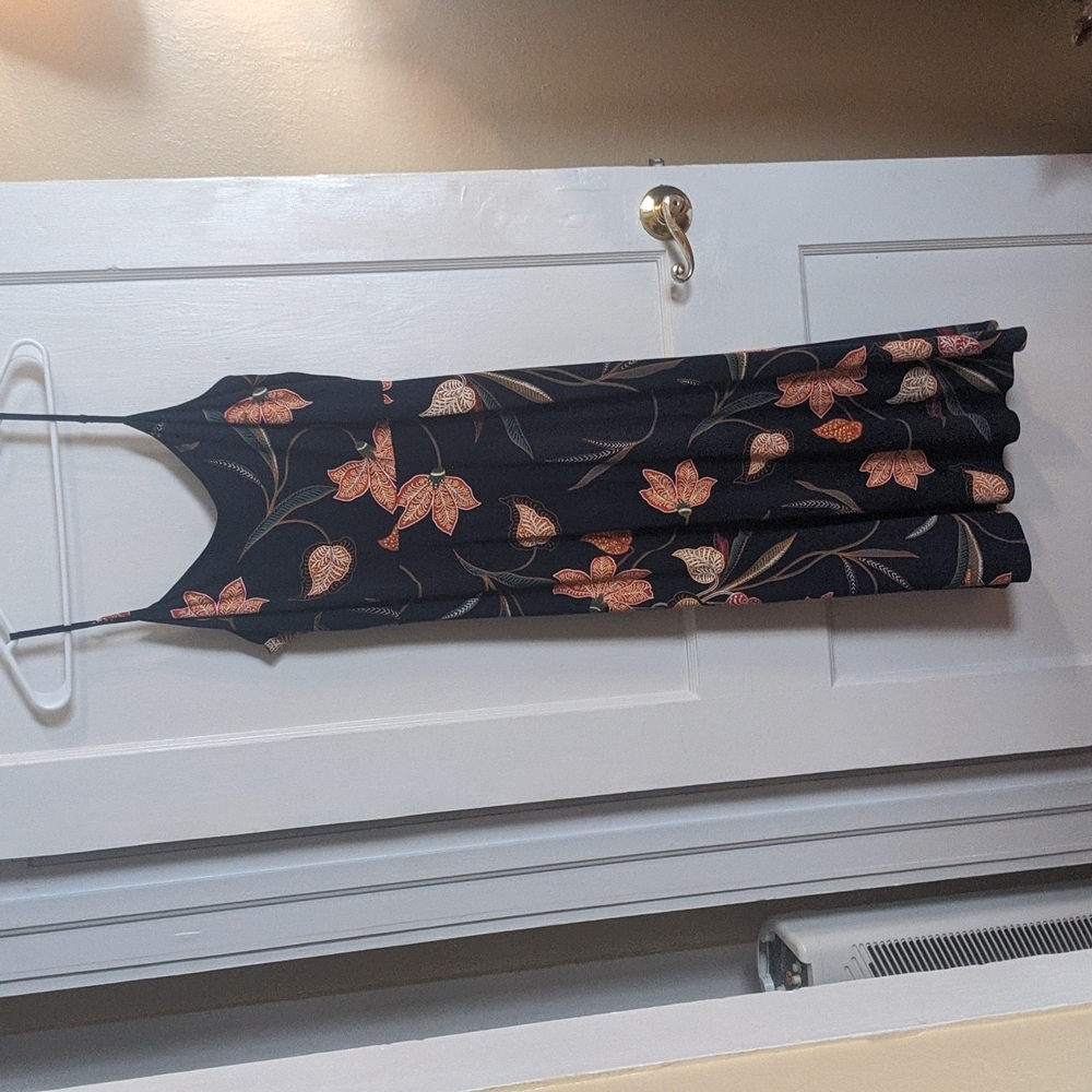 Blue flowered spaghetti strap dress, size 10, Loft